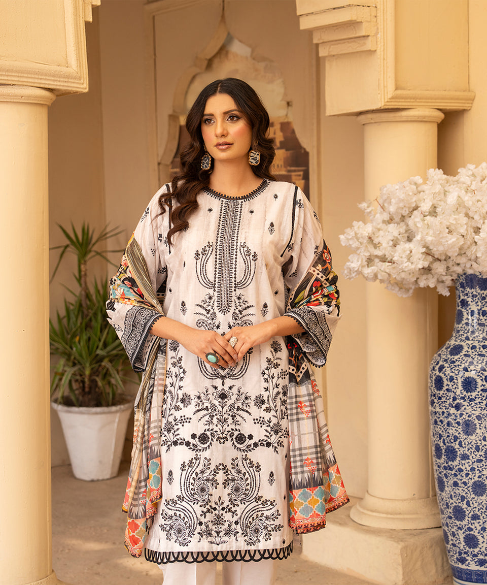 3PC UNIVERSAL DIGITAL EMBROIDERED LAWN