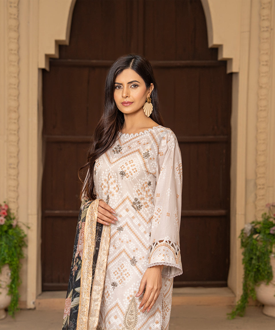 3PC UNIVERSAL DIGITAL EMBROIDERED LAWN