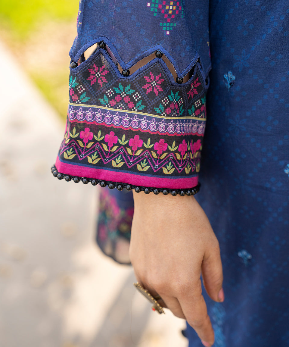 3PC UNIVERSAL DIGITAL EMBROIDERED LAWN
