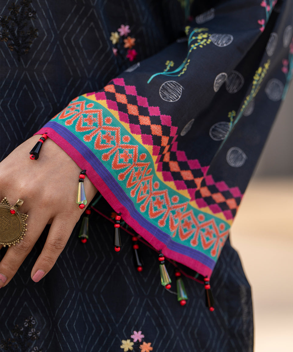 3PC UNIVERSAL DIGITAL EMBROIDERED LAWN